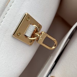 Louis Vuitton Lock & Go -24.5 x 19.0 x 10.5 CM - Image 7