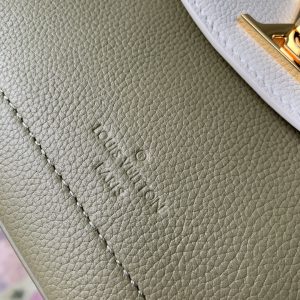 Louis Vuitton Lockme Ever 23x17x10CM - Image 7