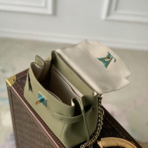 Louis Vuitton Lockme Ever 23x17x10CM - Image 8