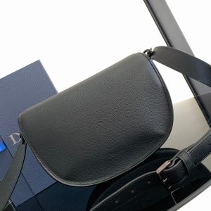 Diro Gallop Messenger Bag-28 x 22 x 7 CM - Image 3