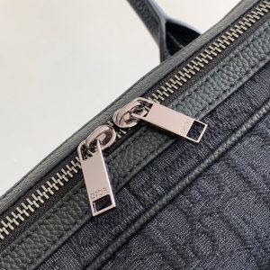 Diro Men’s Messenger Bag-38x28x7CM - Image 7