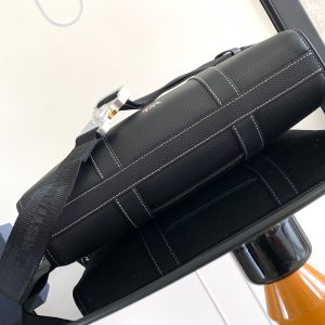 Diro Lingot Messenger Bag-35 x 27 x 6CM - Image 4