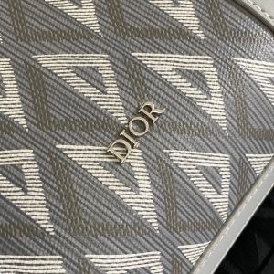 Diro Lingot Messenger Bag-35 x 27 x 6CM - Image 5