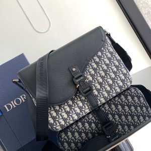 Diro Saddle Messenger Bag-31 x 23 x 8CM