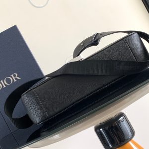 Diro Saddle Messenger Bag-31 x 23 x 8CM - Image 4