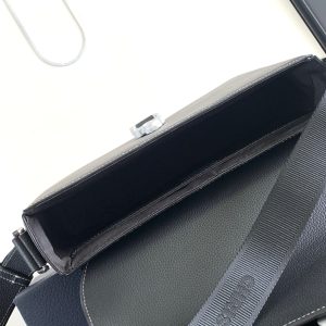 Diro Saddle Messenger Bag-31 x 23 x 8CM - Image 8
