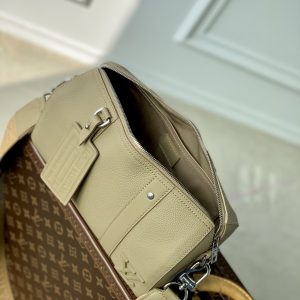 Louis Vuitton City Keepall-27x17x13CM - Image 9