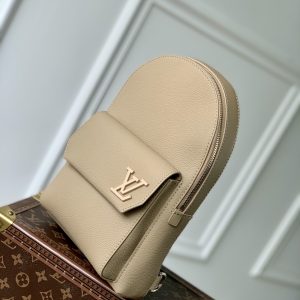 Louis Vuitton Pilot Backpack-20.0 x 30.0 x 4CM - Image 2