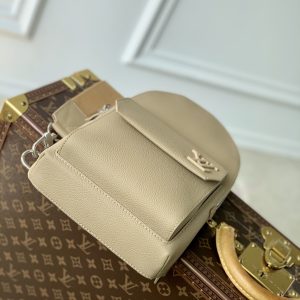Louis Vuitton Pilot Backpack-20.0 x 30.0 x 4CM - Image 6