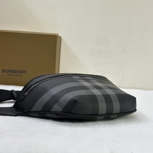 Burberry Waist Bag-37.5 x 8 x 17CM - Image 5