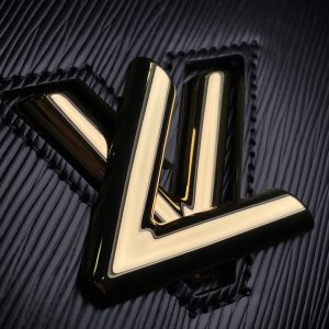 Louis Vuitton Twist Bag-M68750-19×13.5x4CM - Image 6