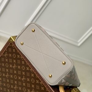 Louis Vuitton Blossom Handbags-30*27.5*16CM - Image 4