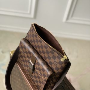 Louis Vuitton Vintage Bag-24X24X5CM - Image 9