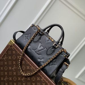 Louis Vuitton OnTheGo East West Handbag-M23640-25*13*10CM - Image 3