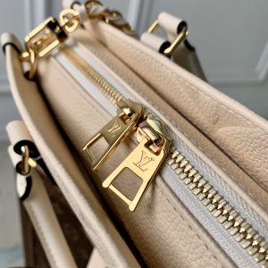 Louis Vuitton OnTheGo East West Handbag-M23640-25*13*10CM - Image 4