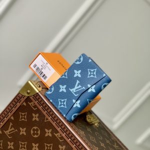 Louis Vuitton Aerogram Wallet-8 x 11 x 1CM - Image 2