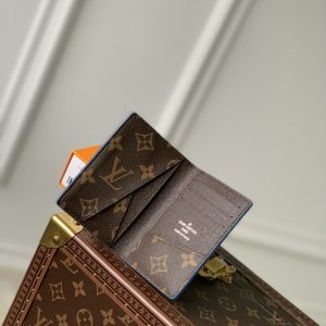 Louis Vuitton Aerogram Wallet-8 x 11 x 1CM - Image 6