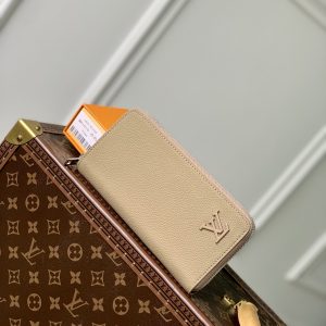 Louis Vuitton Zippy Wallet M82529-20*10CM