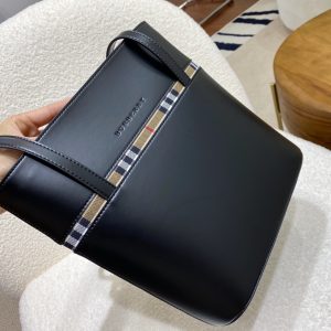 Burberry Tote - Image 5