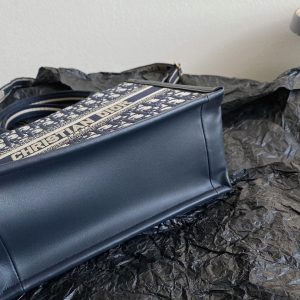 Diro Small Book Tote-26*8*22CM - Image 4