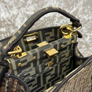 Fendi Peekaboo ISeeU-20.5x11x14CM - Image 6