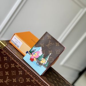 Louis Vuitton Passport Card Holder-14*10.5CM - Image 1