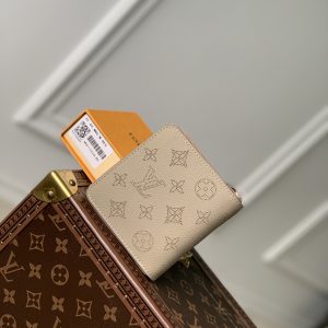 Louis Vuitton Wallet-M81558-11.5 x 10.5 x 2CM - Image 2