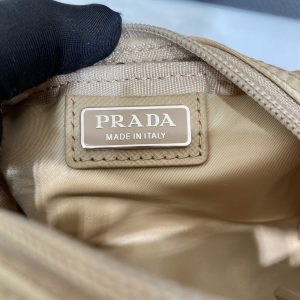 Prada 1NA339 Re-Nylon Bag-12*8*3.5CM - Image 9