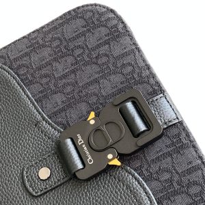 Diro Saddle Messenger Bag-23 x 18 x 6CM - Image 5