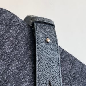Diro Saddle Messenger Bag-23 x 18 x 6CM - Image 6