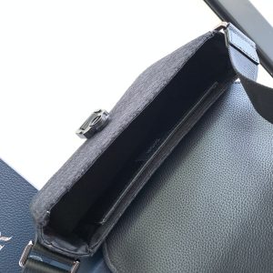 Diro Saddle Messenger Bag-23 x 18 x 6CM - Image 8