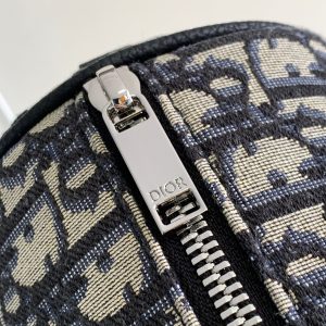 Diro Oblique Barrel Crossbody Bag-21.3×12.5×12.5CM - Image 6