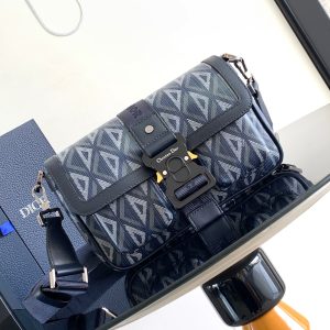 Diro Hit The Road Handbags-27 x 17 x 9CM