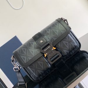 Diro Hit The Road Handbags-27 x 17 x 9CM - Image 1