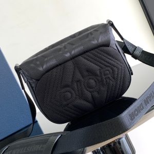Diro Explorer Crossbody Bag-20 x 15 x 5CM - Image 2