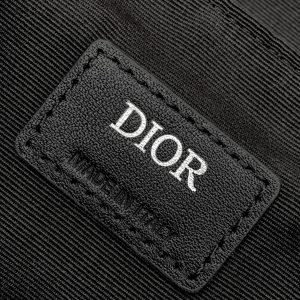 Diro Explorer Crossbody Bag-20 x 15 x 5CM - Image 9