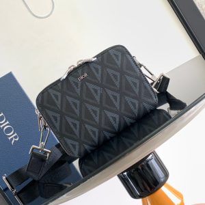Diro Oblique HandleBag-17 x 12.5 x 55CM - Image 1