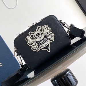 Diro Oblique HandleBag-17 x 12.5 x 55CM
