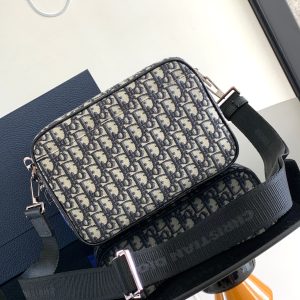 Diro Safari Messenger Bag-26 x 17 x 7CM - Image 2