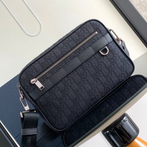 Diro Safari Messenger Bag-26 x 17 x 7CM