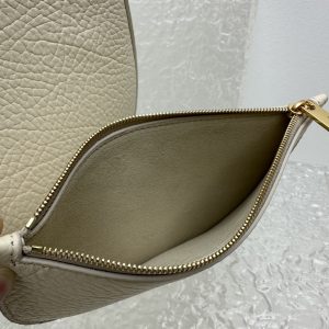 Burberry Chess Bag-30*33*9CM - Image 5