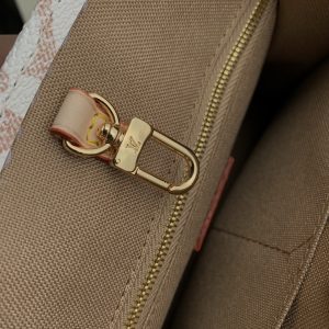 Louis Vuitton Onthego Handbag-25*19*11.5 CM - Image 5