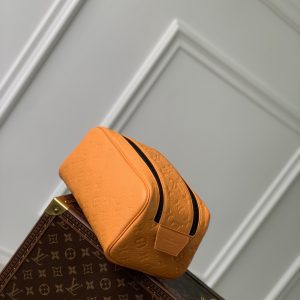 Louis Vuitton Locker Dopp Kit Pouch -28 x 15 x 16.5CM - Image 2