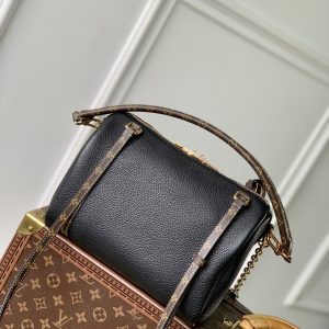 Louis Vuitton M13667 Top Handbags-25*15*18CM - Image 3