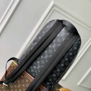 Louis Vuitton Discovery Slim-M14020-38 x 13 x 28CM - Image 3