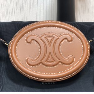 Celin Cabas Triomphe Handbags-16*13*4CM - Image 5