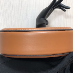 Celin Cabas Triomphe Handbags-16*13*4CM - Image 8