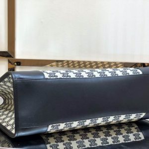 Celin Cabas Triomphe Tote-43*31* 15CM - Image 6