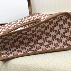 Celin Cabas Triomphe Tote-43*31* 15CM - Image 8
