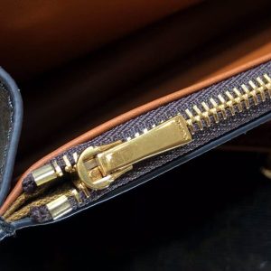 Celin Clutch On Strap-18*8*5CM - Image 5